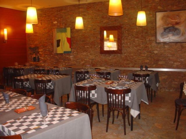 Hostal Restaurante Arasa Santa Barbara Exterior photo